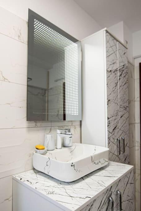 Ultra Central Luxury 3Br 2Bath Apt & Amazing Views Bucureşti Exterior foto